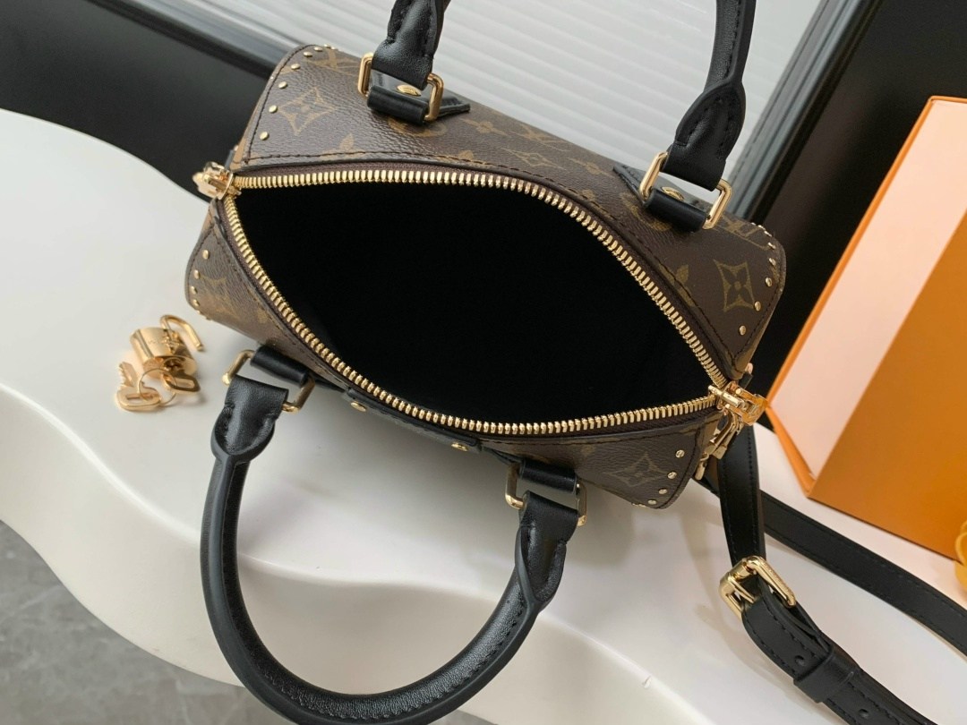 louis vuitton сумка,модная женская сумка,модная сумка,louis vuitton сумка на плечо,сумочка луи виттон