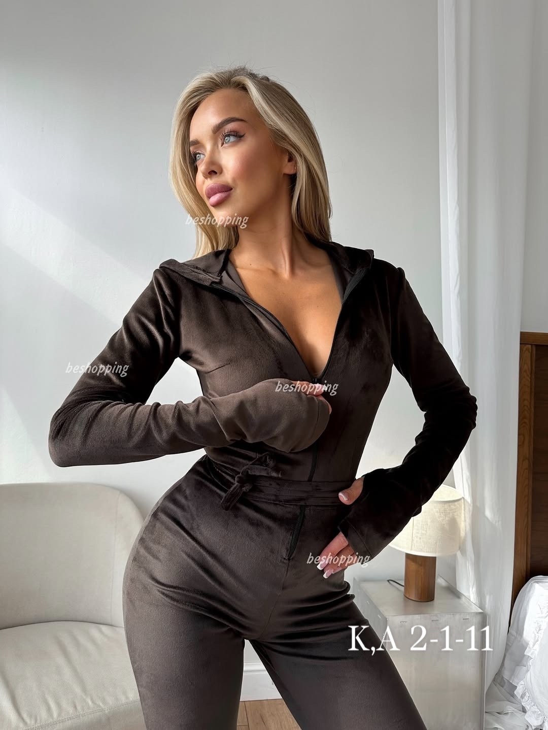 велюровые костюмы,костюм женский велюровый,велюровый спортивная костюм,велюровый комбинезон,велюровый спортивный костюм женски