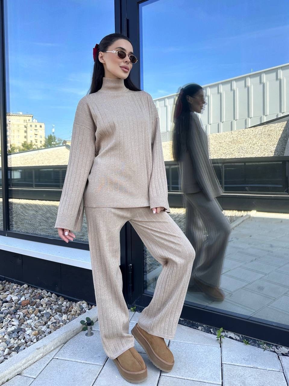 трикотажные костюмы,женский костюм вязаный,трикотажные костюмы женские,вязаные костюмы,костюмы брючные
