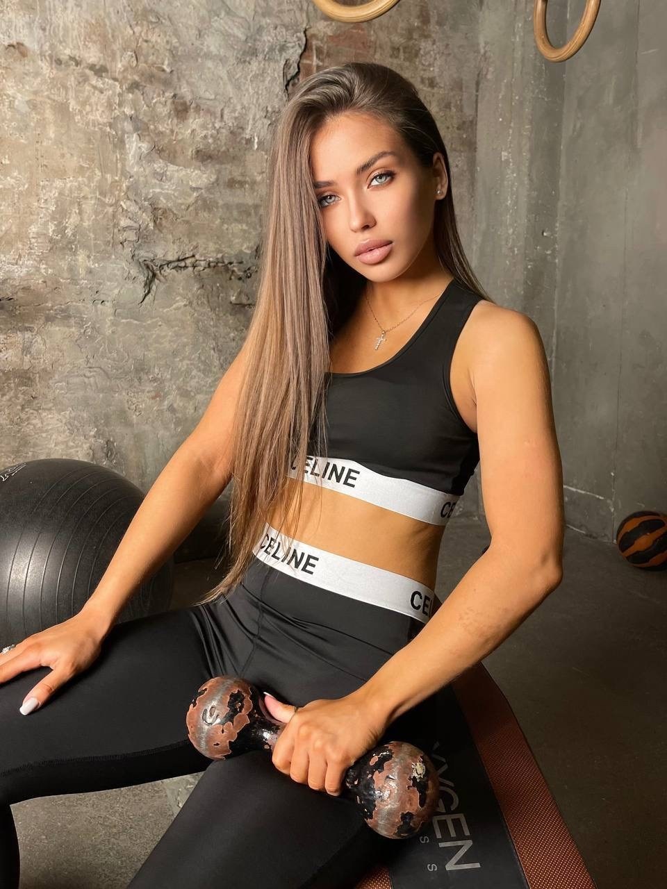 девушка,женский кроп топ,модель с,женская майка,кроп топ