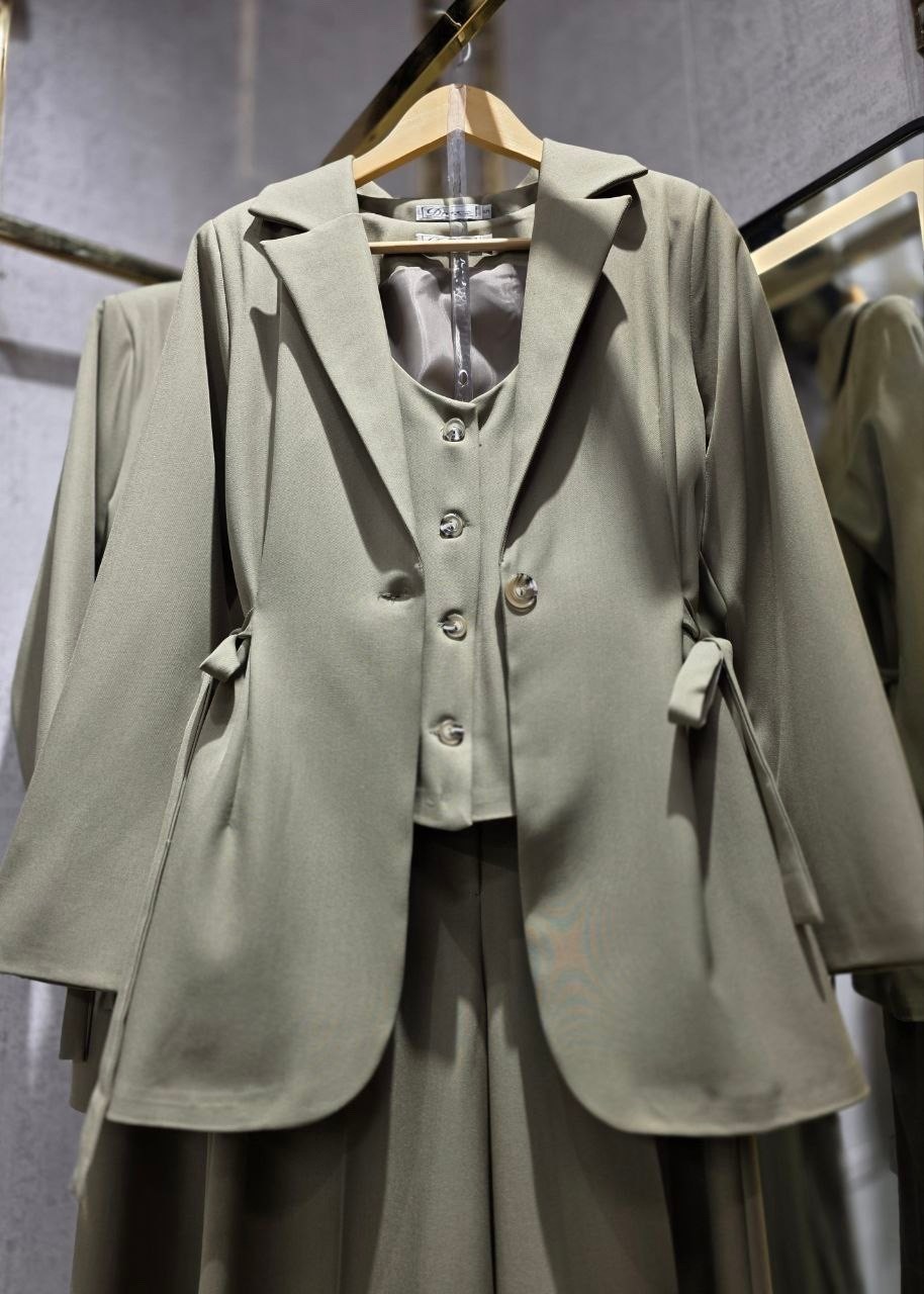 женские костюмы,костюм тройка женский,стильные костюмы,модные брючные костюмы,брючный костюм элегантный