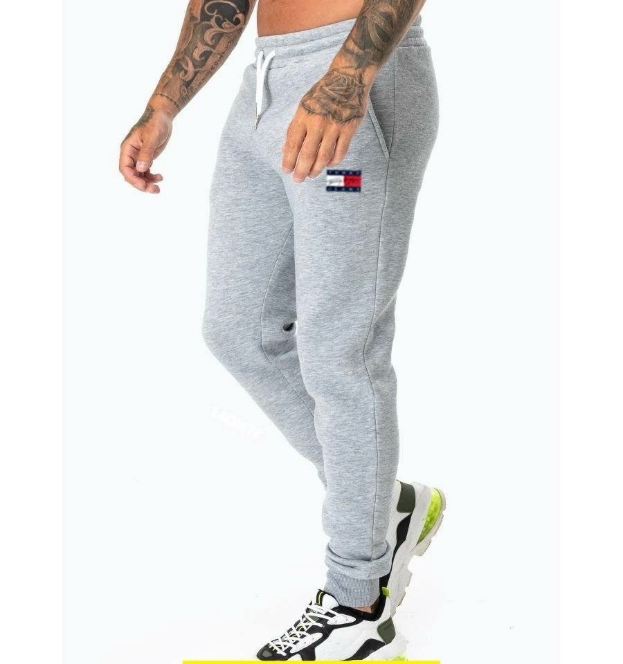 nike club cuffed joggers in black,спортивные штаны найк мужские,брюки спортивные джоггеры найк,джоггеры найк,штаны найк асос