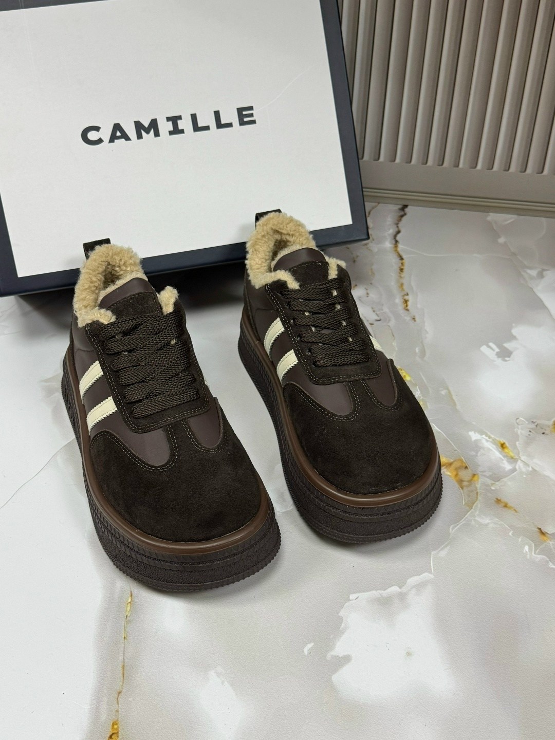 ,кроссовки женскиe,женская ,кроссовки замшевые,теплые кроссовки