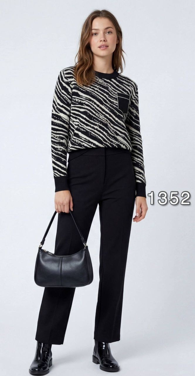 повседневные брюки,джемпер свободного кроя,джемпер и брюки,модные брюки,брюки зауженные