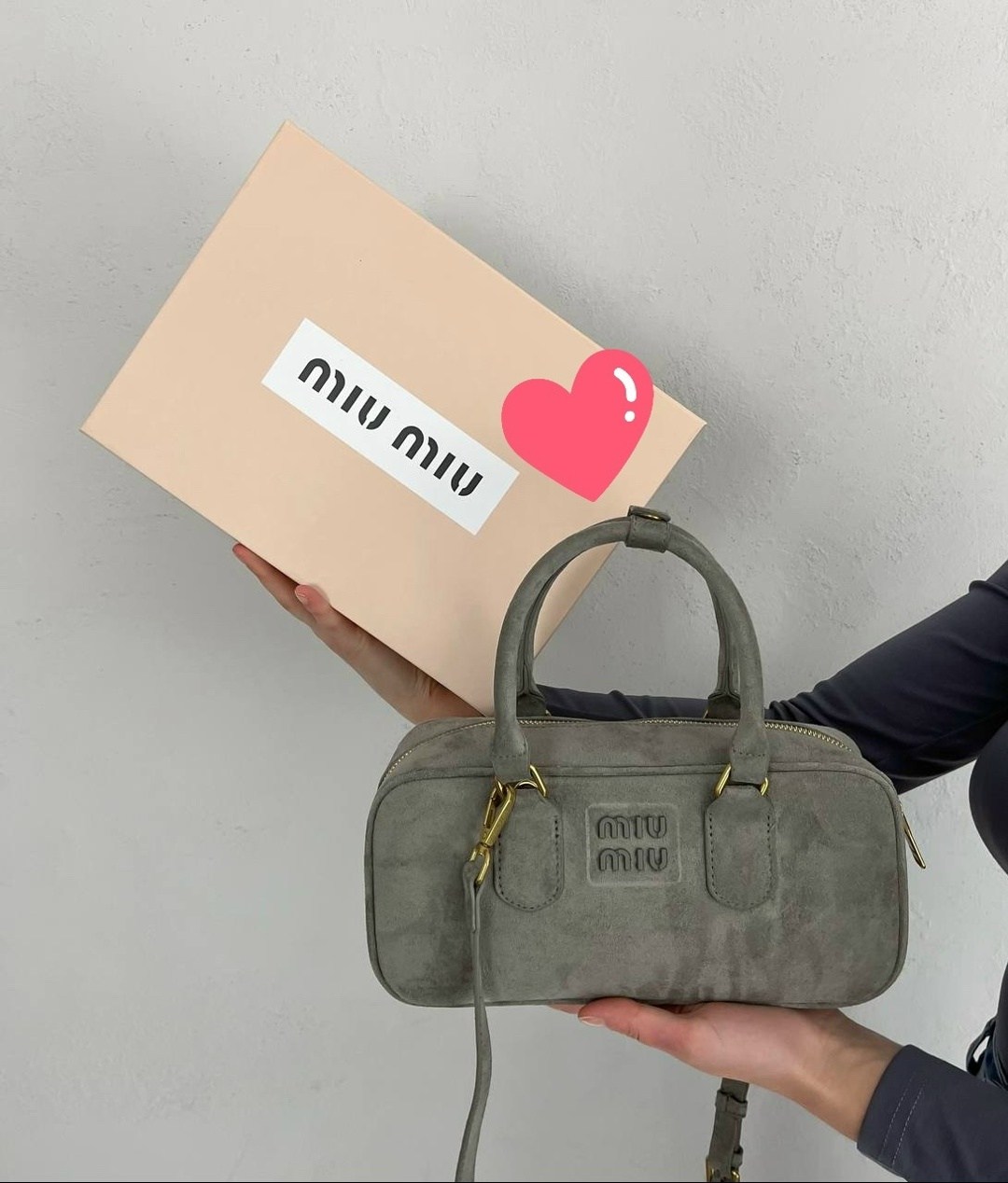 сумка miu miu,женская сумка miu miu,miu miu сумка на плечо,сумка,сумка стильная