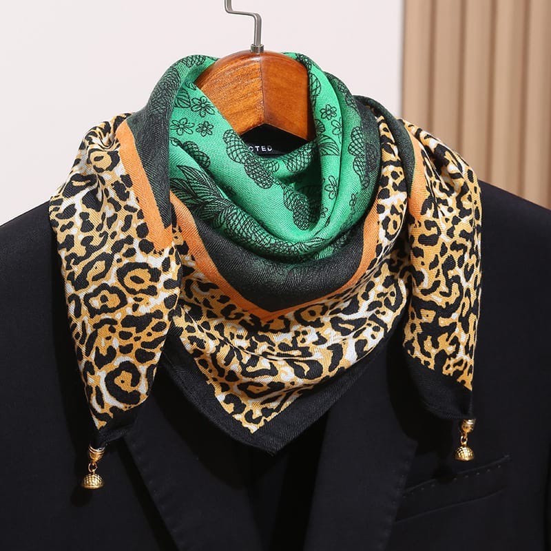 платок женский косынка,шелковый шарф,шелковые платки,платки шейный,шарфы для женщин