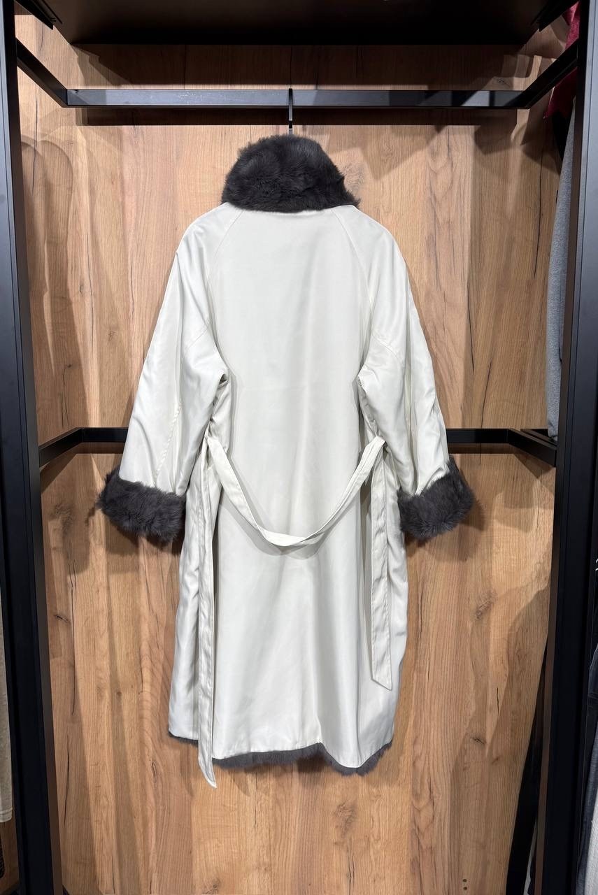 пальто с мехом,пальто с меховым воротником,меховое пальто,пальто с натуральным мехом,пальто с мехом женское