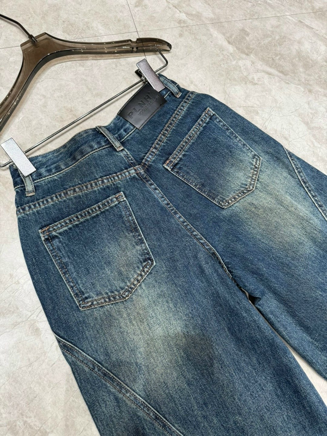 широкие джинсы,джинсы женские,стильные джинсы,джинсы джинсы,широкие женские джинсы