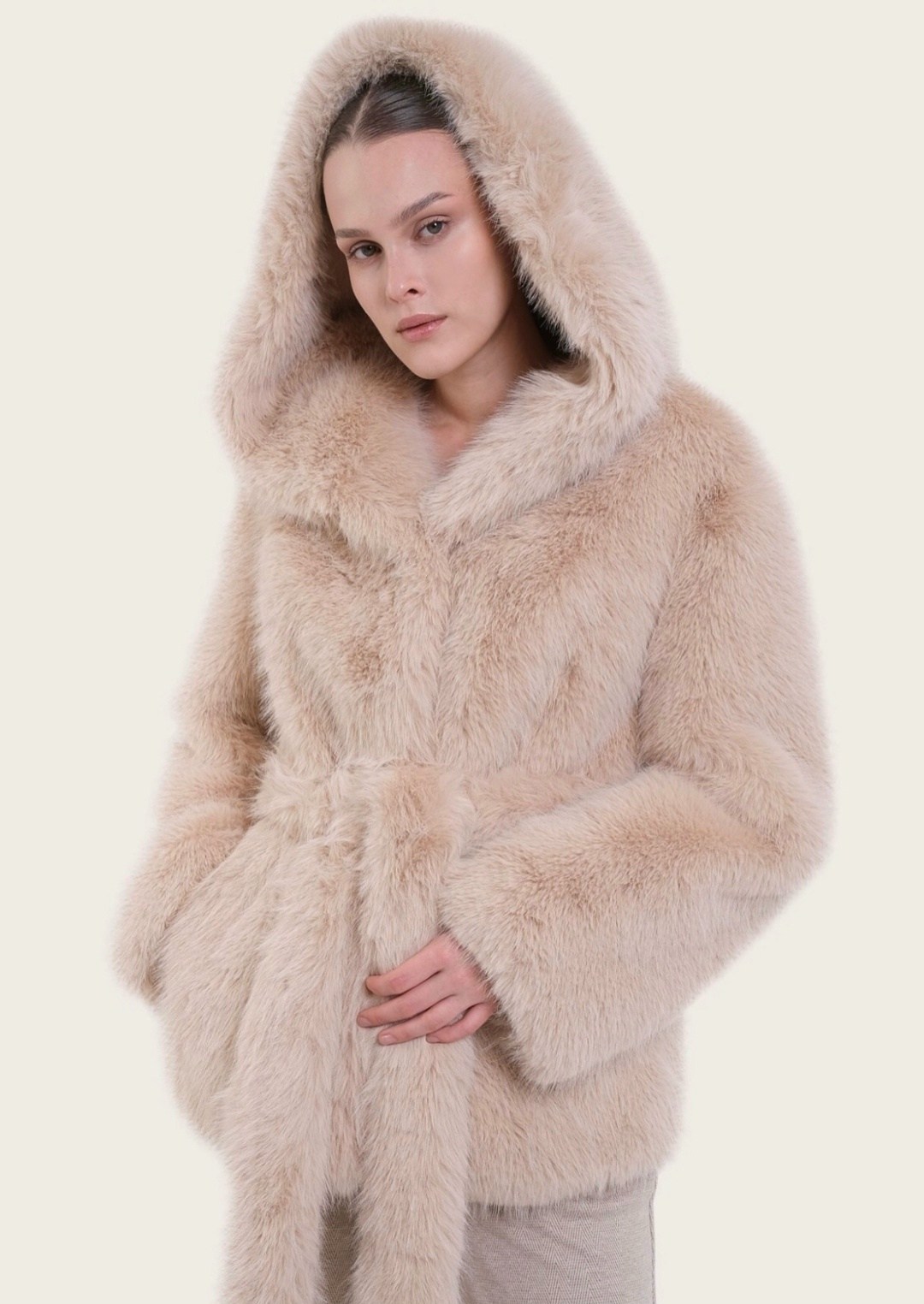 бежевая шуба,шуба искусственная женская,шубы женские,искусственная шуба,шуба из экомеха