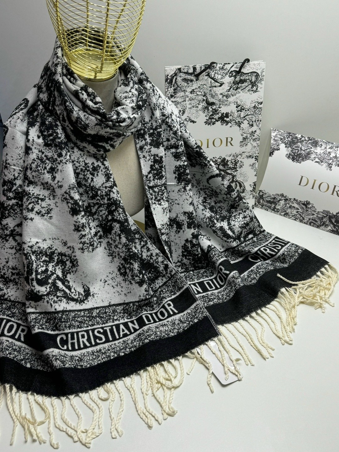 палантин диор,палантин кристиан диор,палантины dior,палантин женские,шарф палантин диор