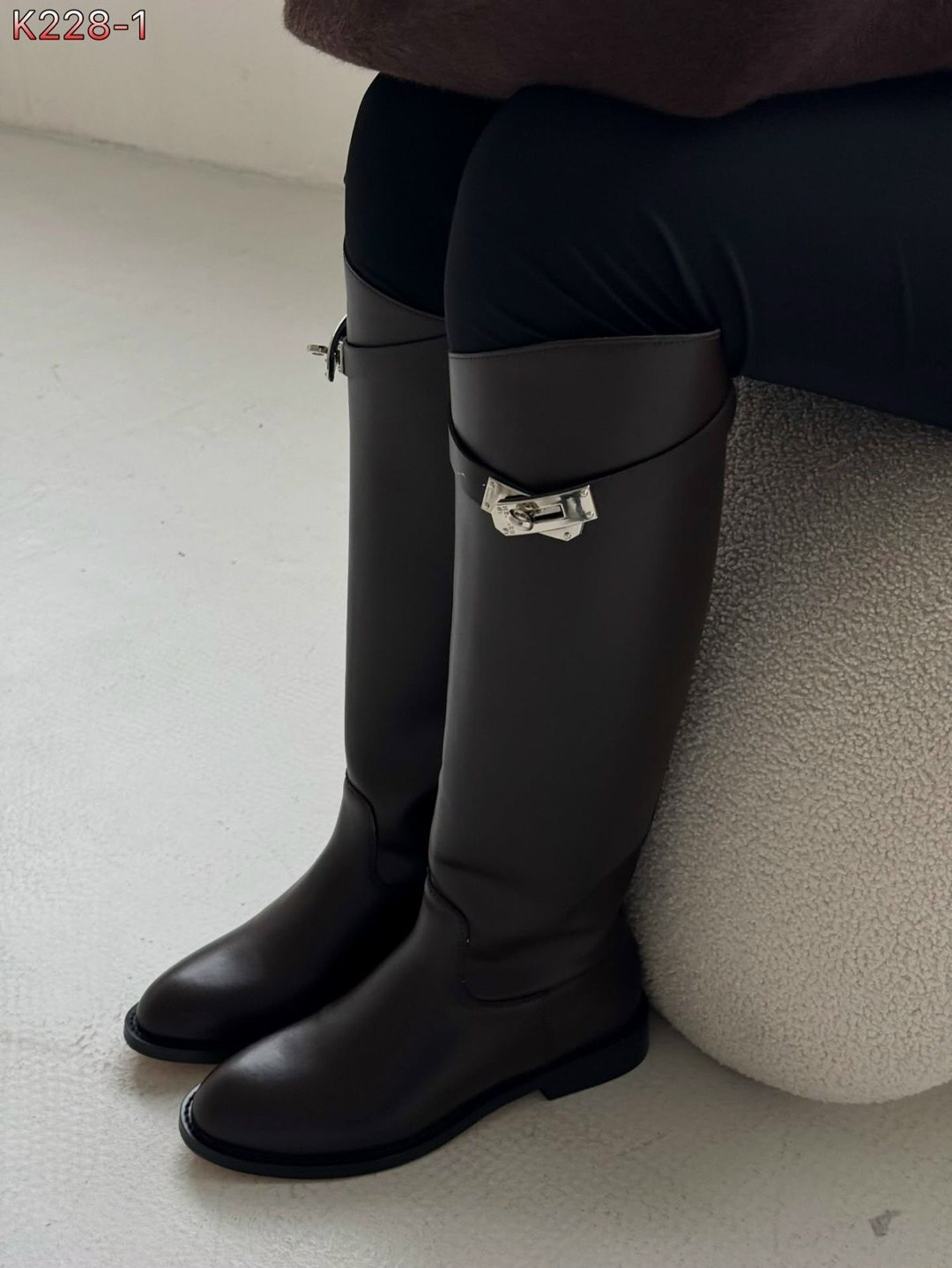 сапоги демисезонные,женские сапоги,,модные сапоги,стильные сапоги