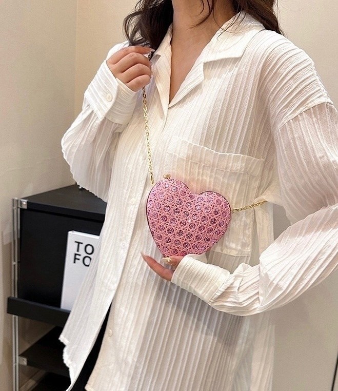 вечерние сумочки,клатч,клатчи,женский вечерний клатч,вечерний клатч