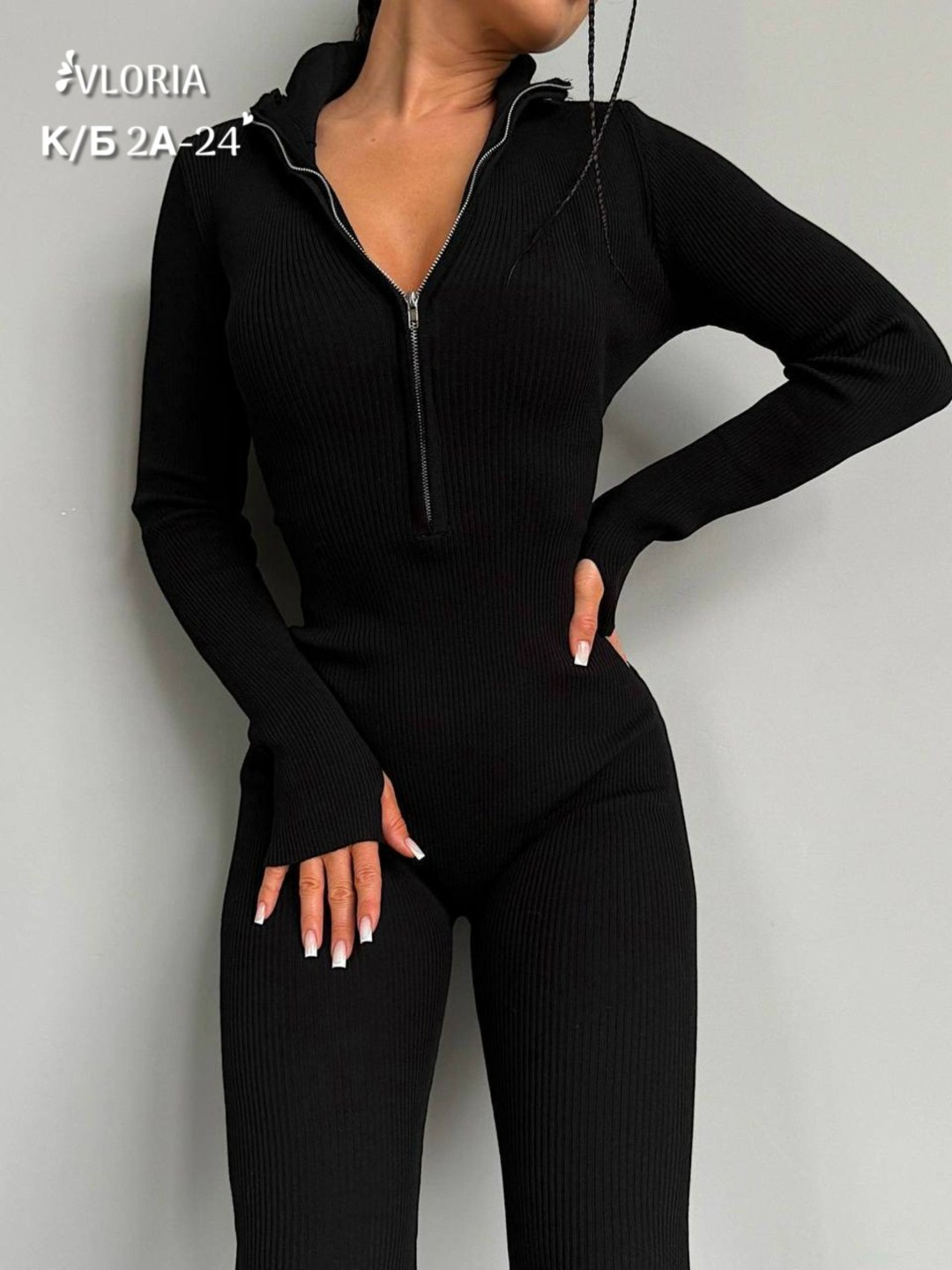 женские комбинезоны,женский спортивный комбинезон,спортивный комбинезон,женский облегающий комбинезон с длинными рукавами,девушка в спортивном