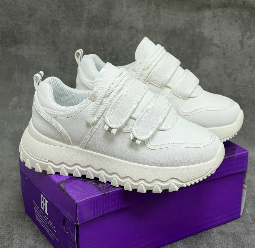 ,женские кроссовки,бежевые кроссовки,кроссовки женские бежевый, женская