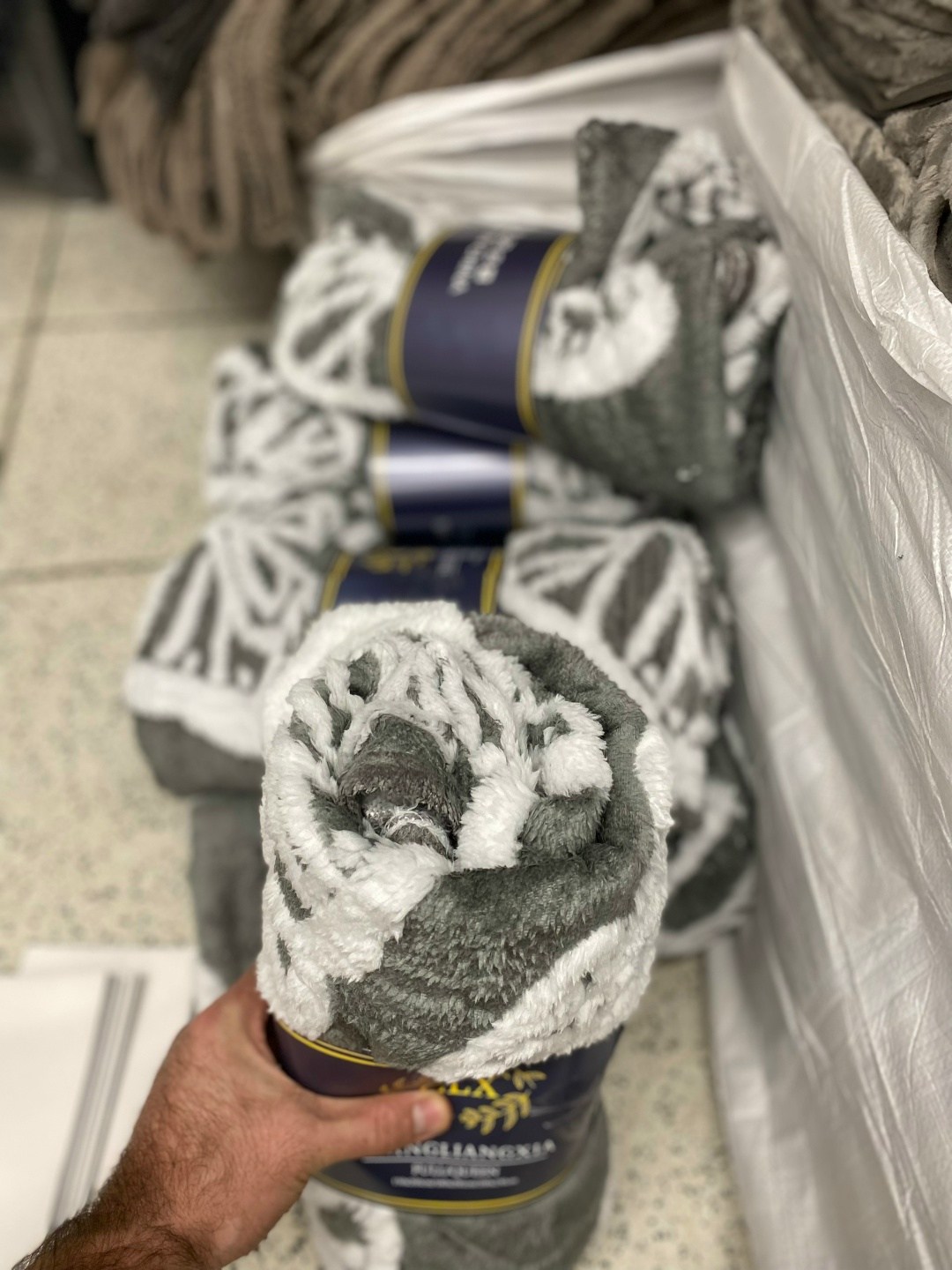 полотенца махровая,полотенца для ванной,полотенца банная,полотенца оптом,полотенец