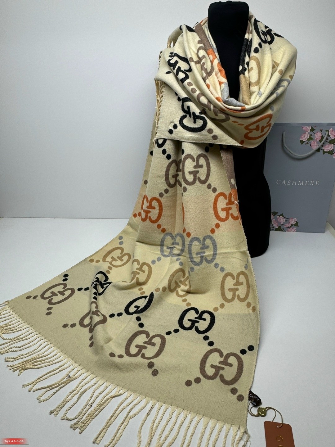 палантин gucci,теплый палантин gucci,шарфы и платки,палантин теплый,шарф gucci