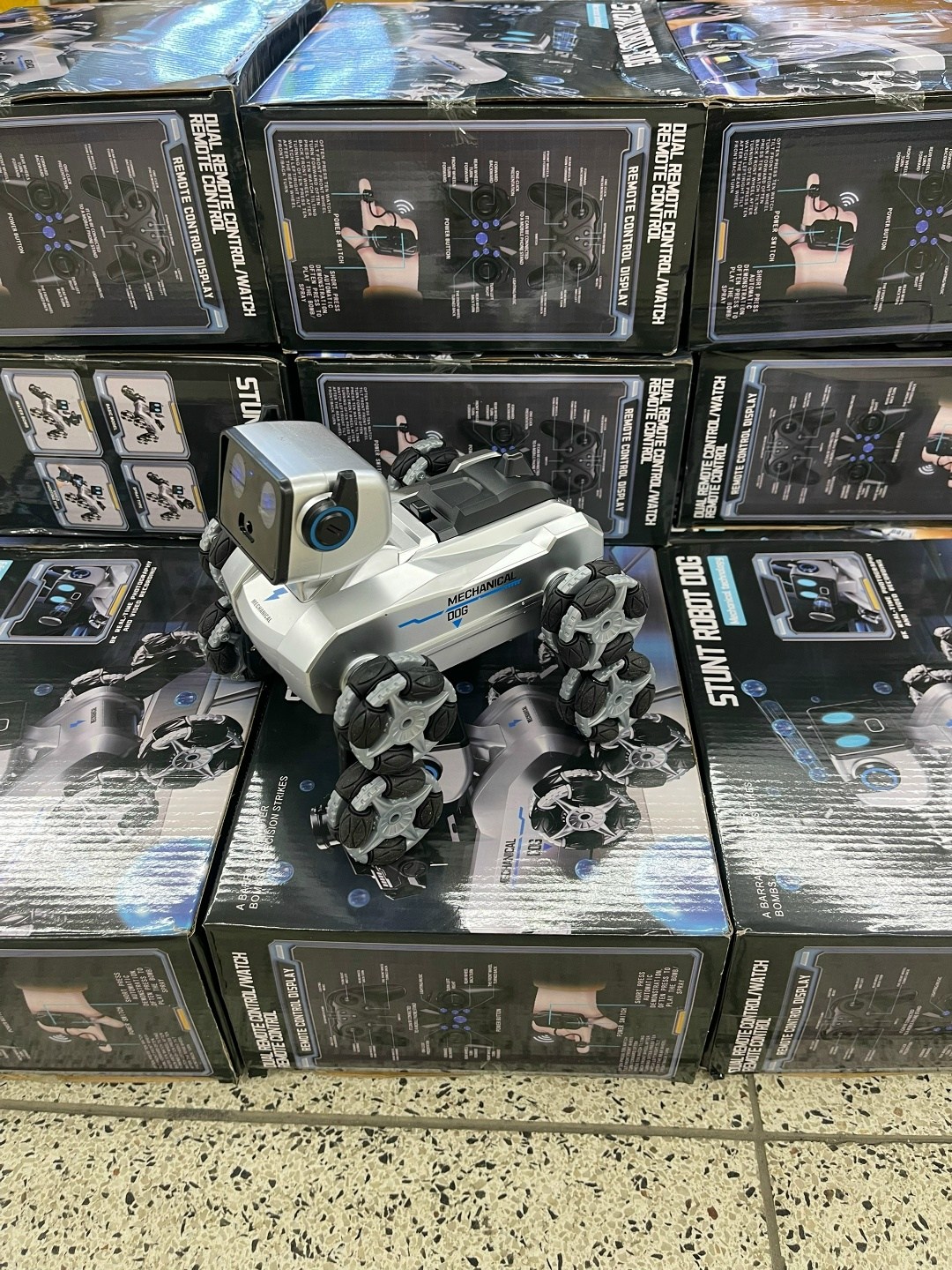 робот с дистанционным управлением,робот радиоуправляемый,робот собака,игрушка,игрушечные роботы