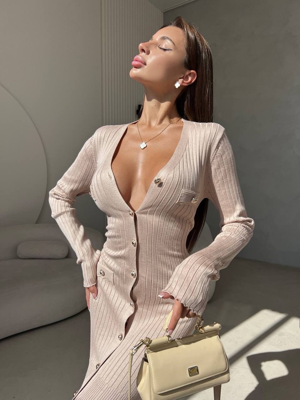 трикотажное платье,платье черное,платье лапша трикотажное,стильное платье,платье с пуговицами