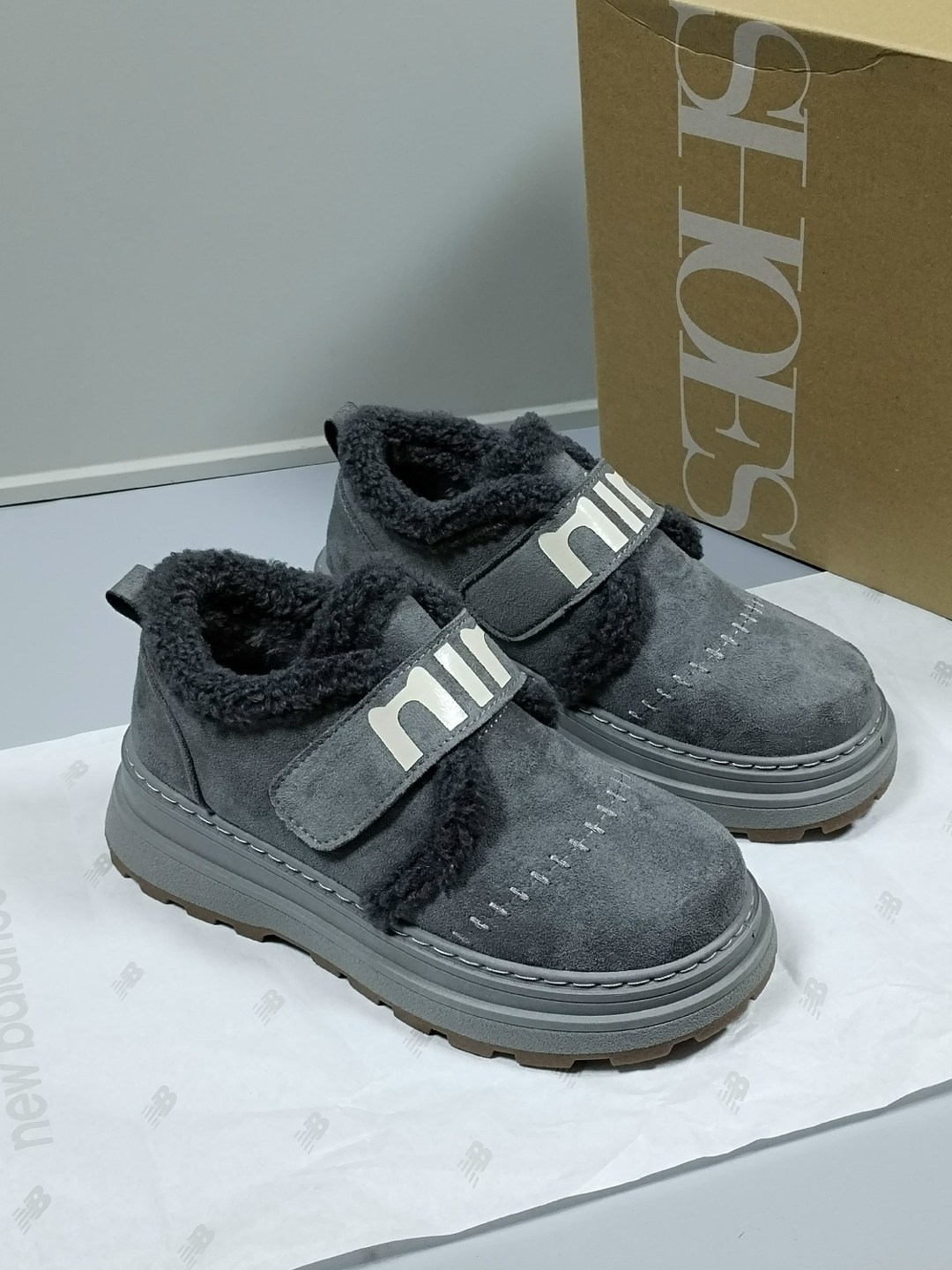 ,женская ,женские ботинки,угги женские,ботинки с мехом