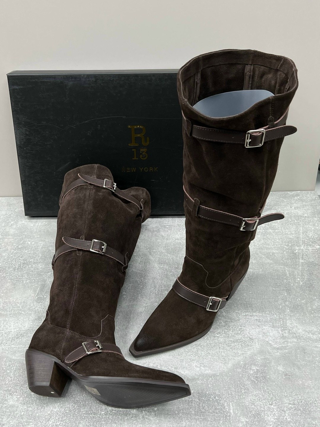 женские сапоги,,сапоги женские замшевые,замшевые сапоги,модные женские сапоги