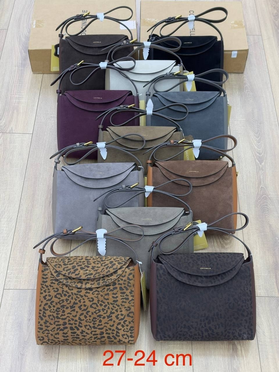 сумки coccinelle замшевая сумка,сумка coccinelle,замшевая сумка,женская сумка coccinelle,сумка