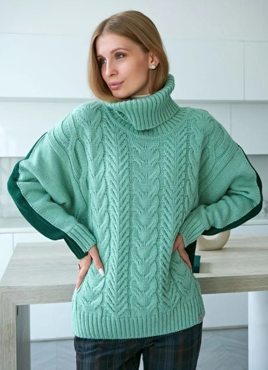 свитер спицами,модели вязаных свитеров,вязаные свитера,вяжем свитер,вязаные свитера женские