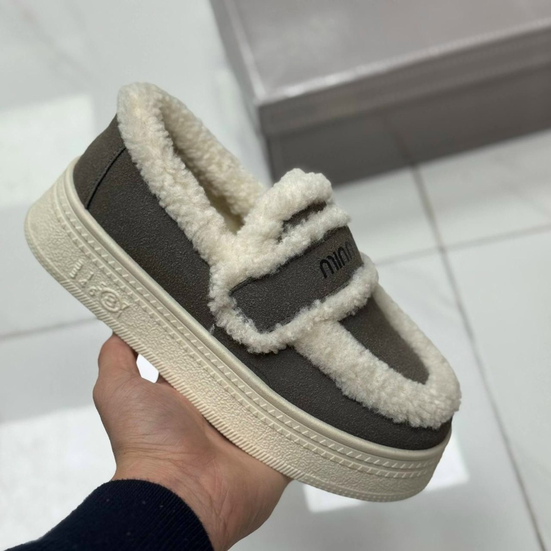 ,ботинки с мехом,кеды шанель женские зимние,кроссовки женскиe,обуви