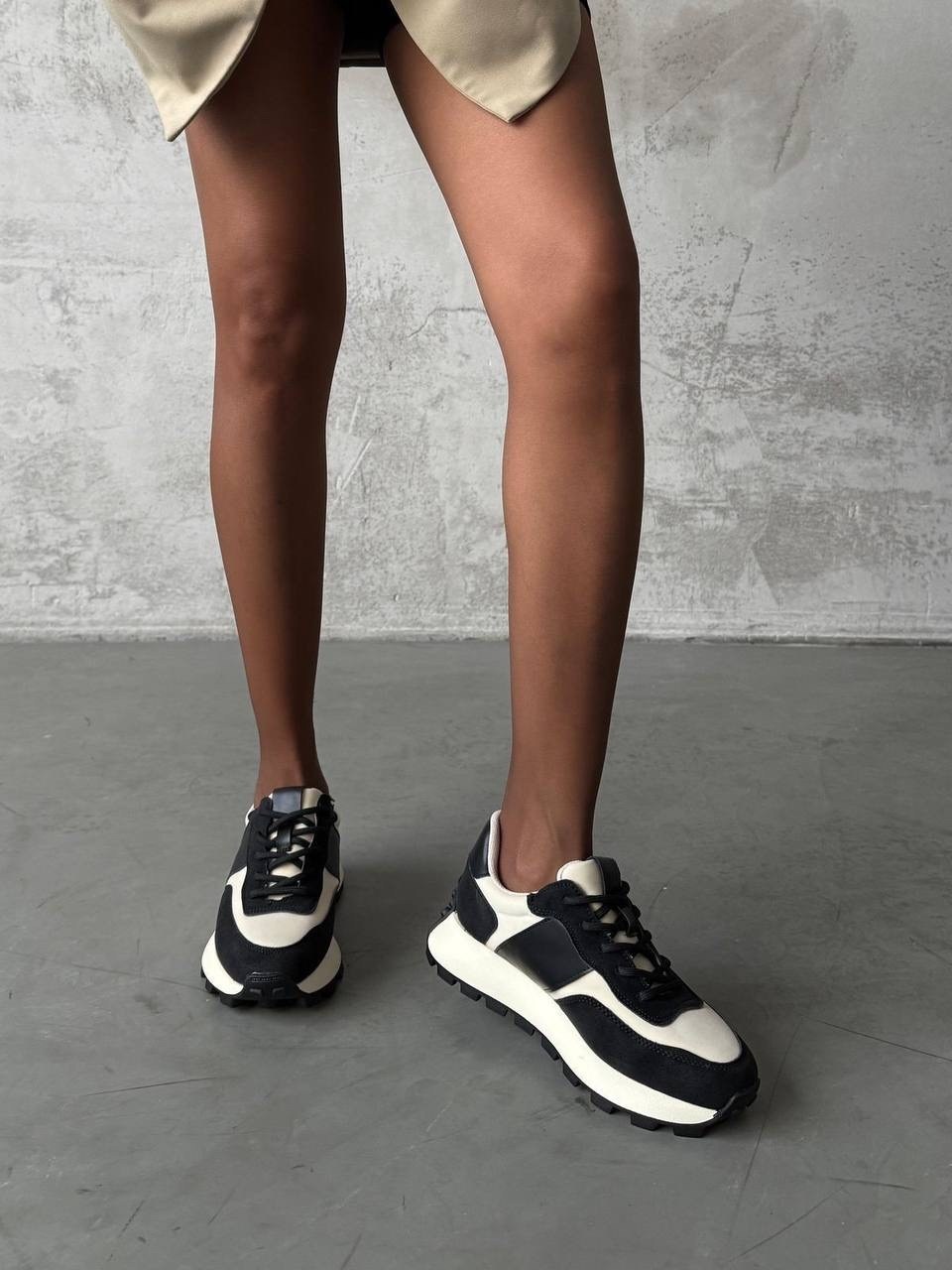 ,женские кроссовки,кроссовки кожа,кроссовки найк женские черные на белой подошве,кроссовка