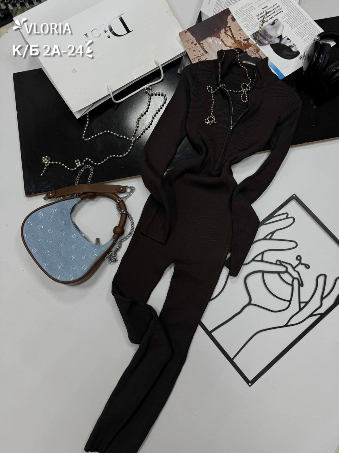 женские комбинезоны,женский спортивный комбинезон,спортивный комбинезон,женский облегающий комбинезон с длинными рукавами,девушка в спортивном