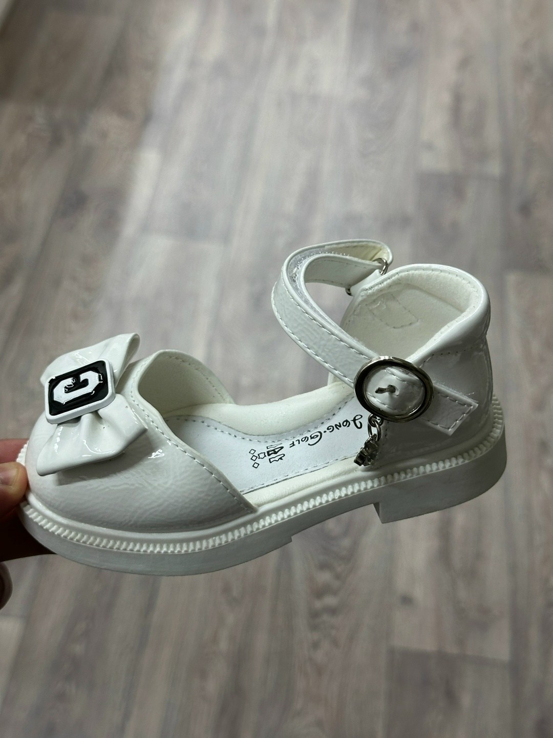 ,туфли для девочек,туфли детские,праздничные туфли,детская