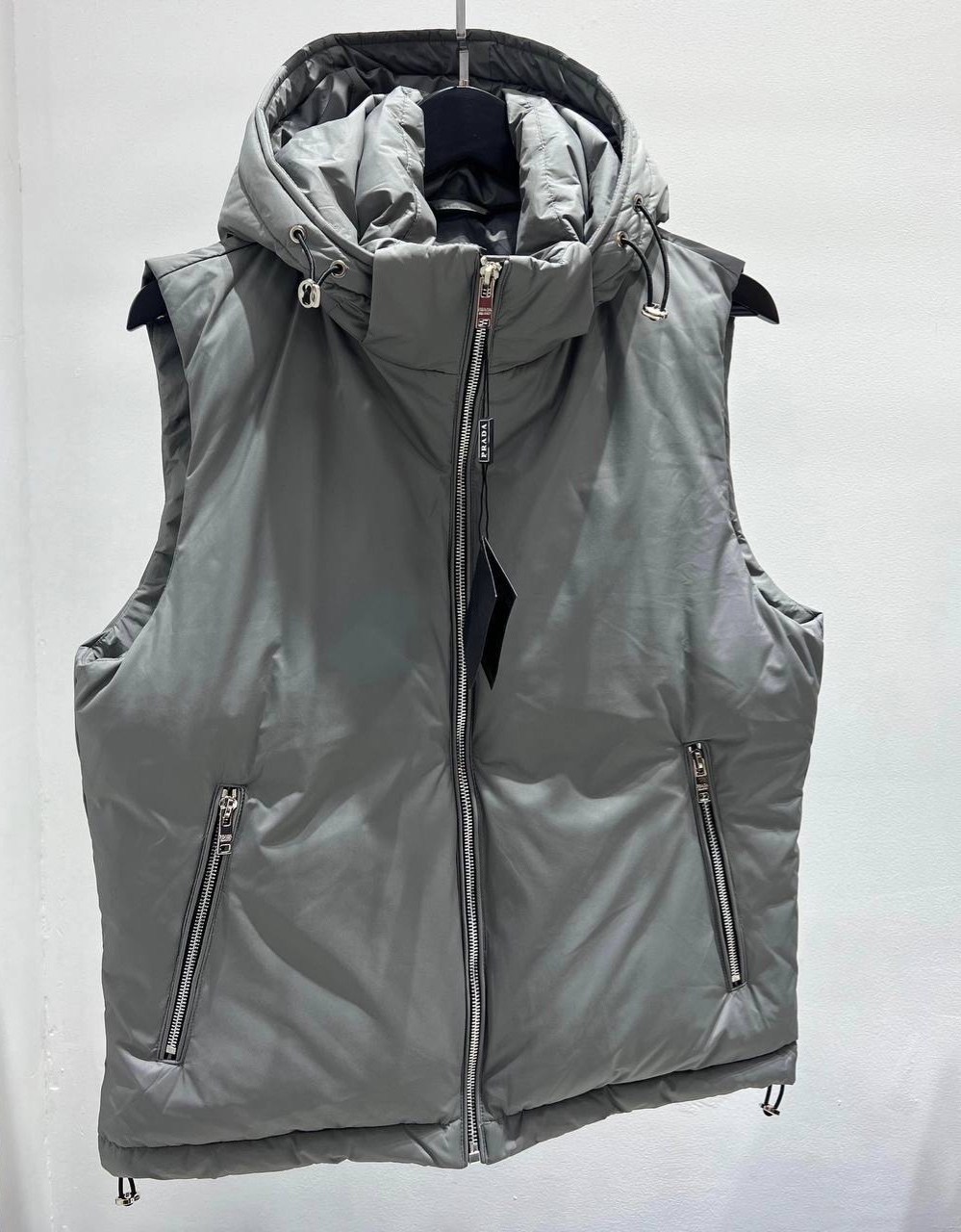 жилет,утепленная жилетка,жилет повседневный,жилетка,пуховой жилет