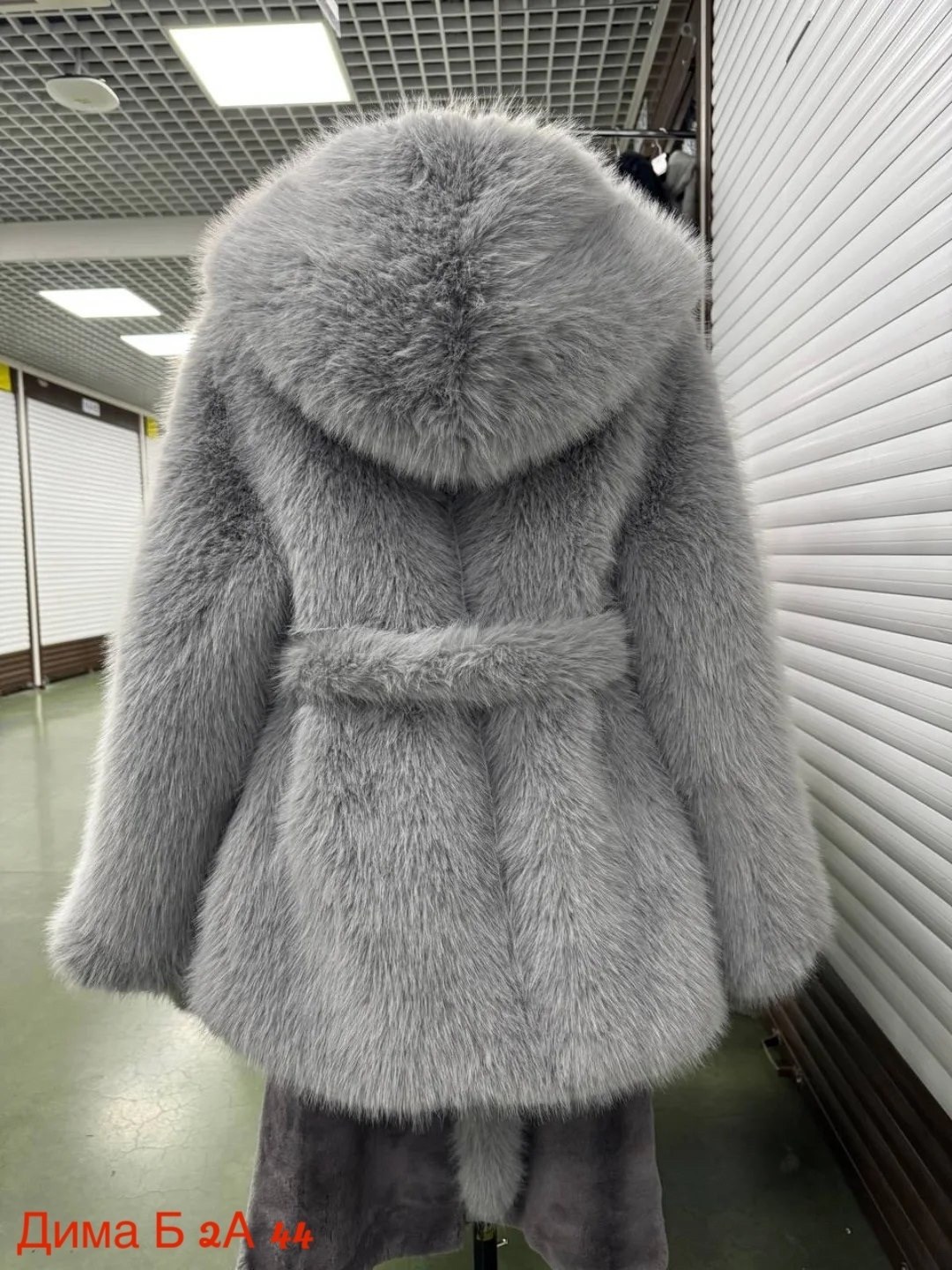 шубка,короткая норковая шуба с капюшоном,шуба короткая с капюшоном,шуба с капюшоном,шуба из норки с капюшоном