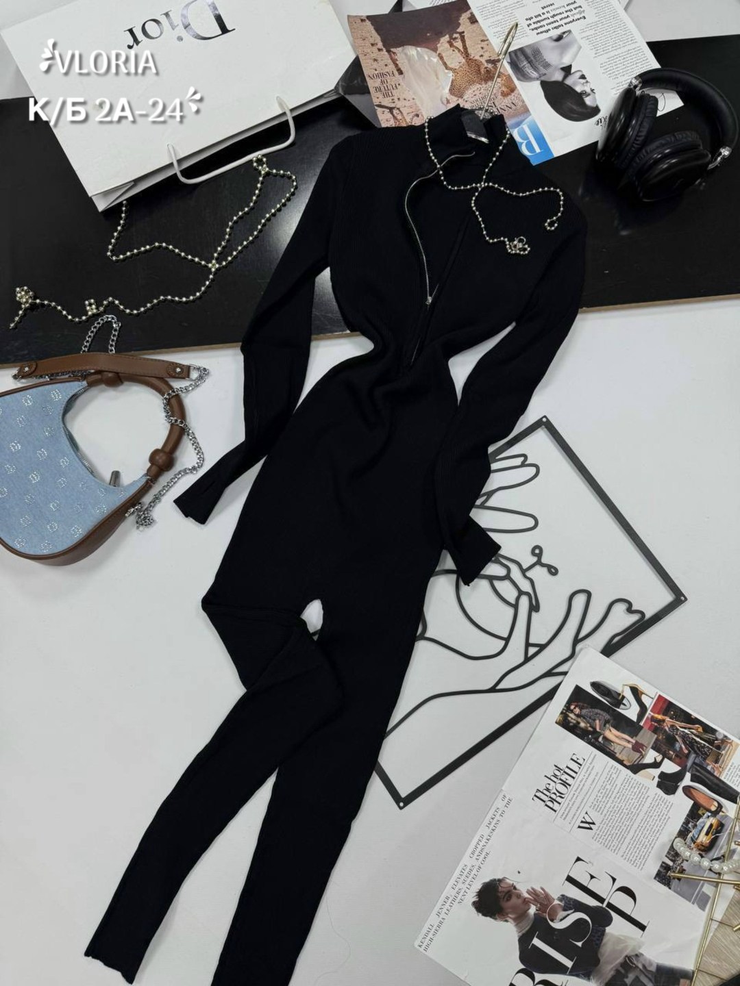 женские комбинезоны,женский спортивный комбинезон,спортивный комбинезон,женский облегающий комбинезон с длинными рукавами,девушка в спортивном