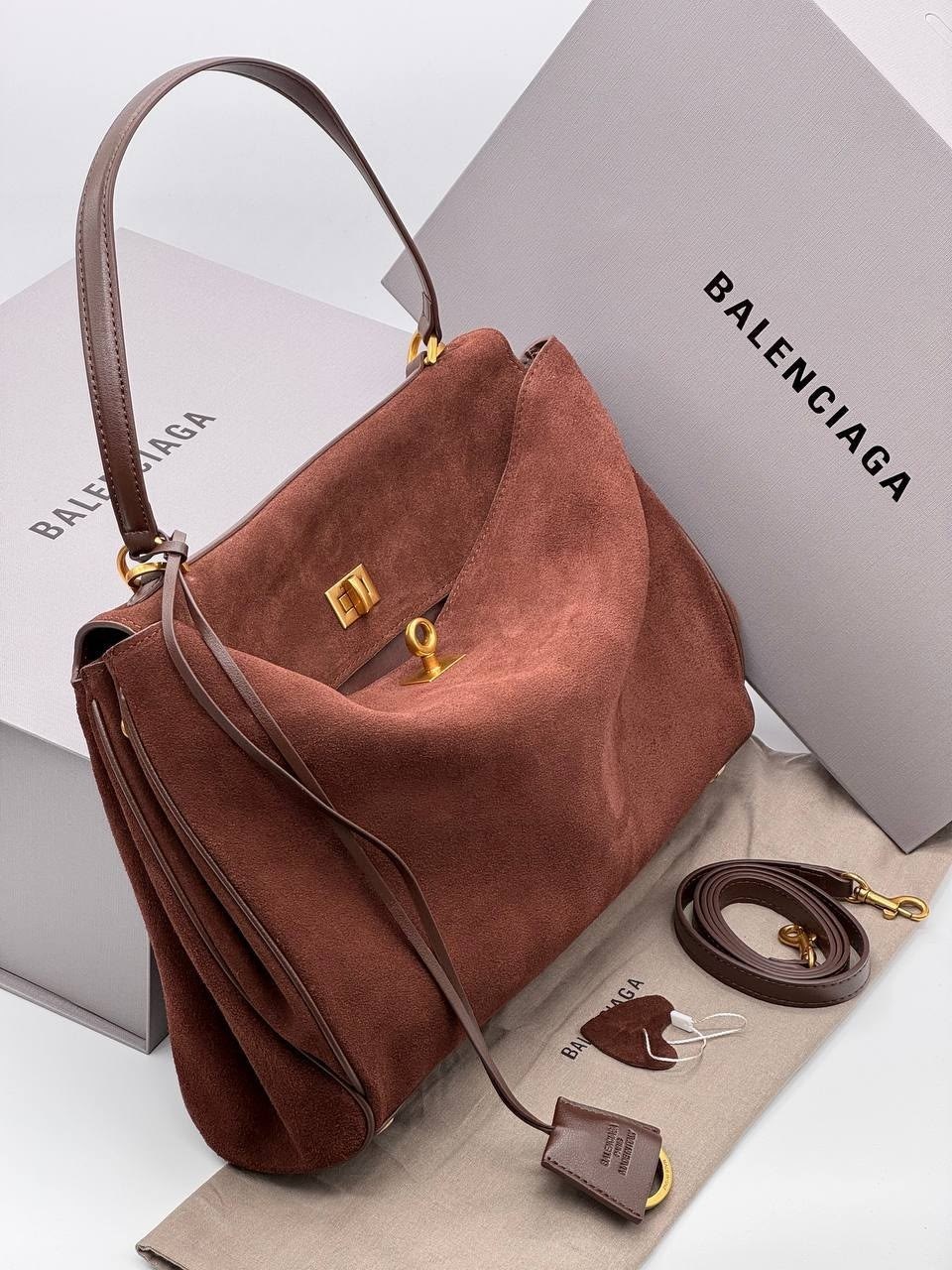 замшевая сумка,женская замшевая сумка,коричневая замшевая сумка,сумка balenciaga,сумка женская balenciaga