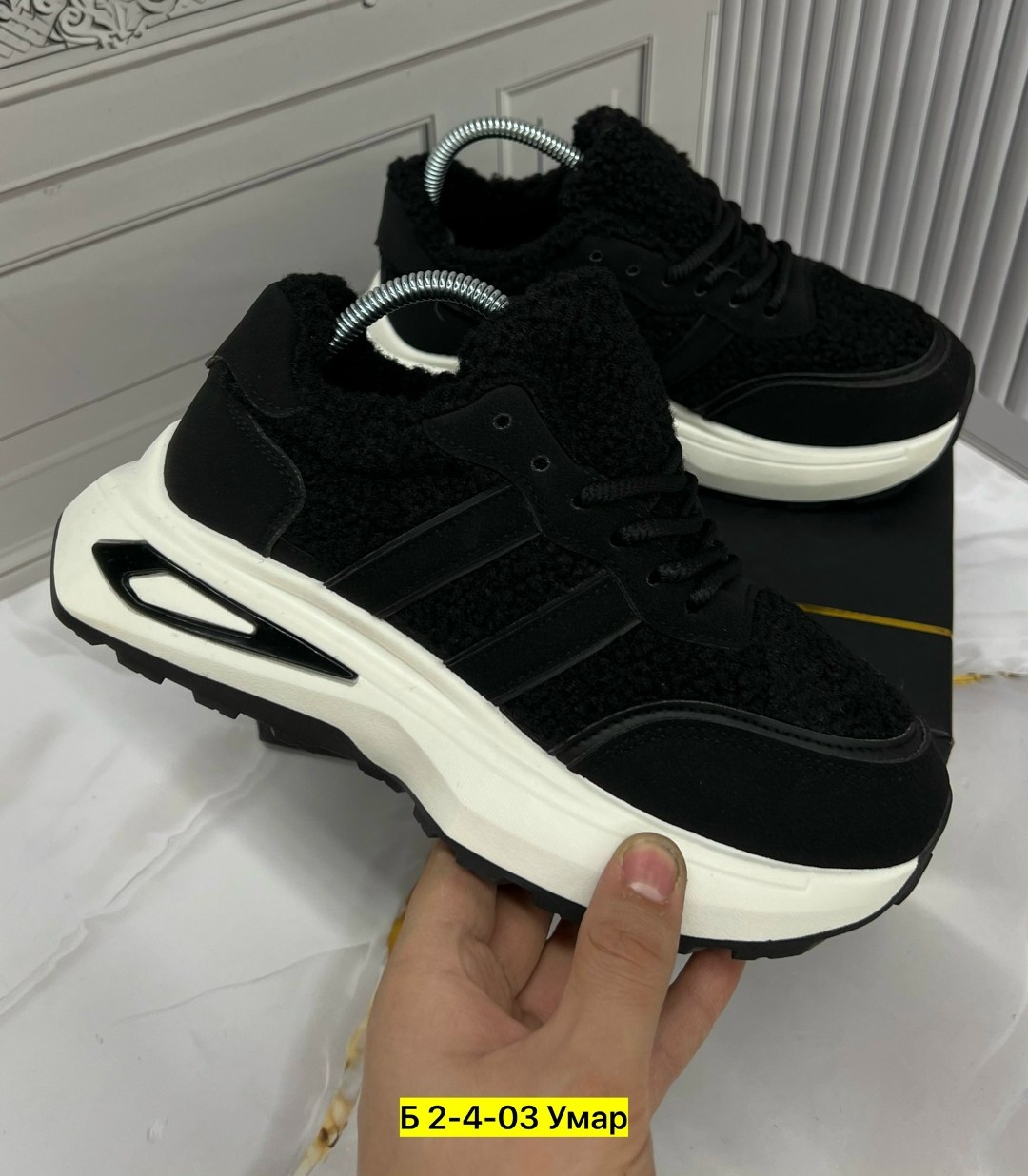 кроссовки женскиe,зимние женские кроссовки,,кроссовки зимнее,кроссовки найк женские черные на белой подошве