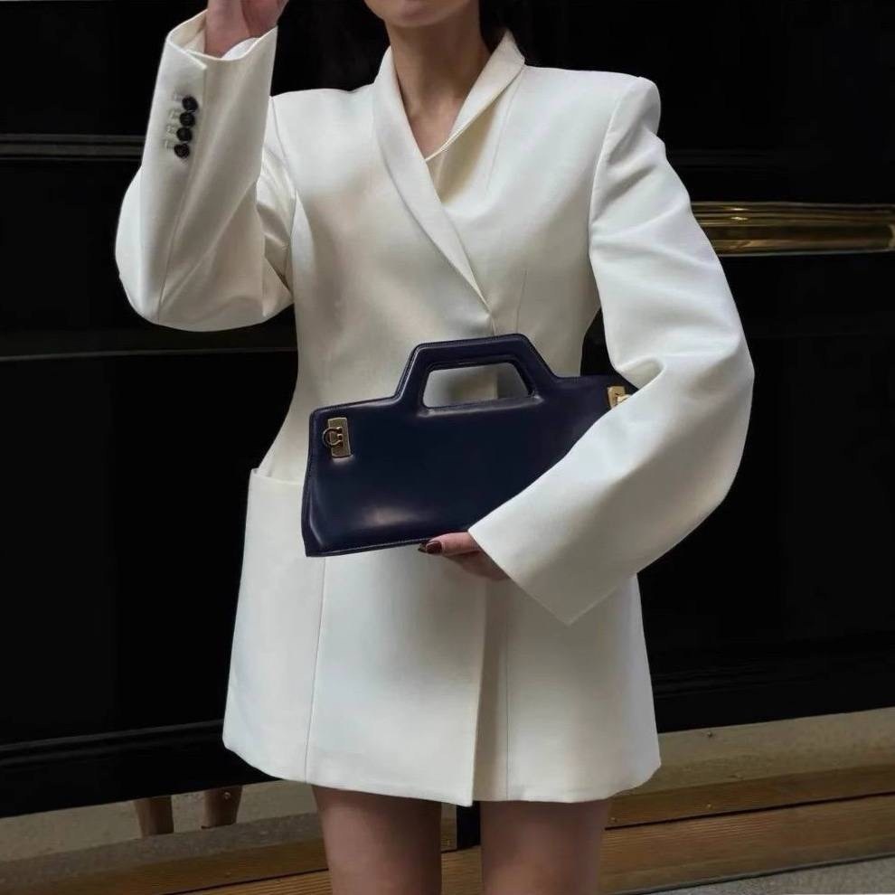 элегантные пальто,модное пальто,белые костюмы,белое пальто