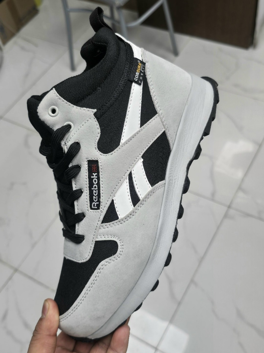 кроссовки reebok мужские,зимние кроссовки reebok,кроссовки reebok,кроссовки reebok classic,зимние кроссовки reebok classic leather legacy az