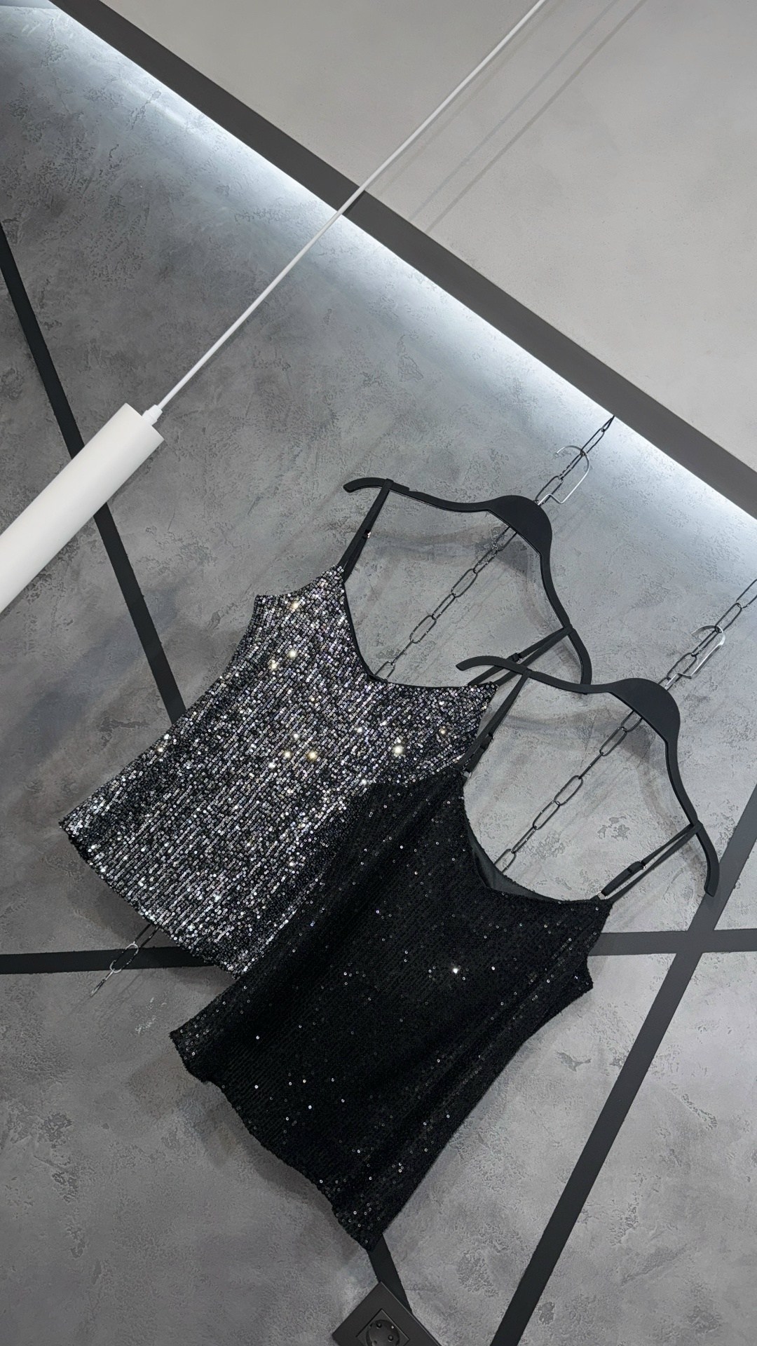 блестящий топ,топ с пайетками,майка с пайетками,топ с блестками,майка женская