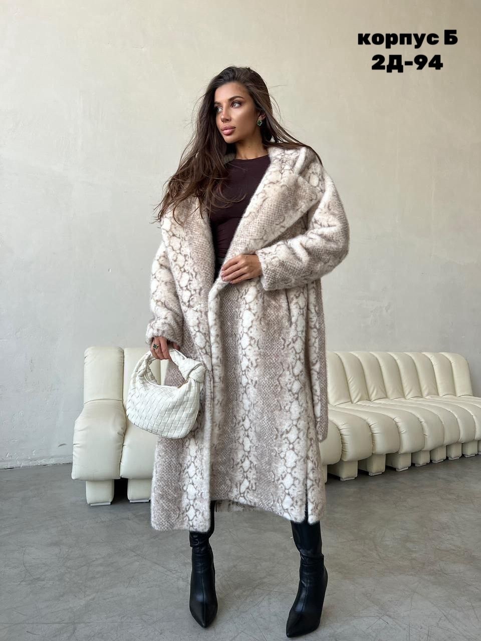 искусственная шуба,шуба искусственная зимняя с капюшоном экомех,шуба искуственная,шубка,шуба женская