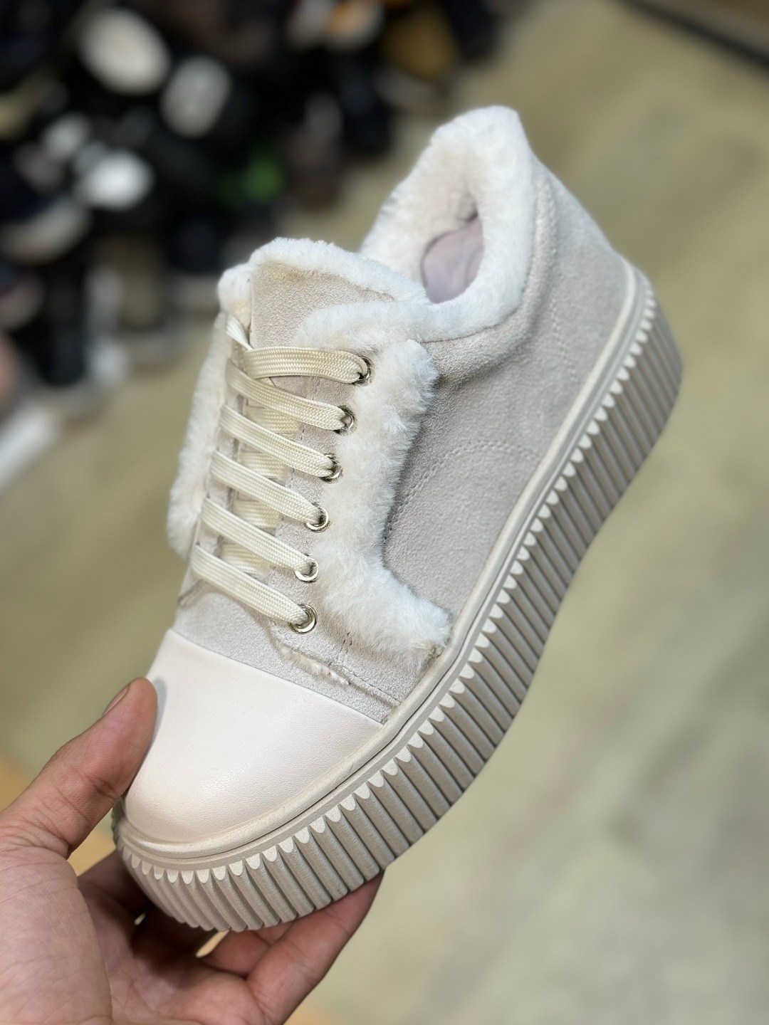 ,кеды женские с мехом,кроссовки женскиe,женская ,кроссовки miu miu женские