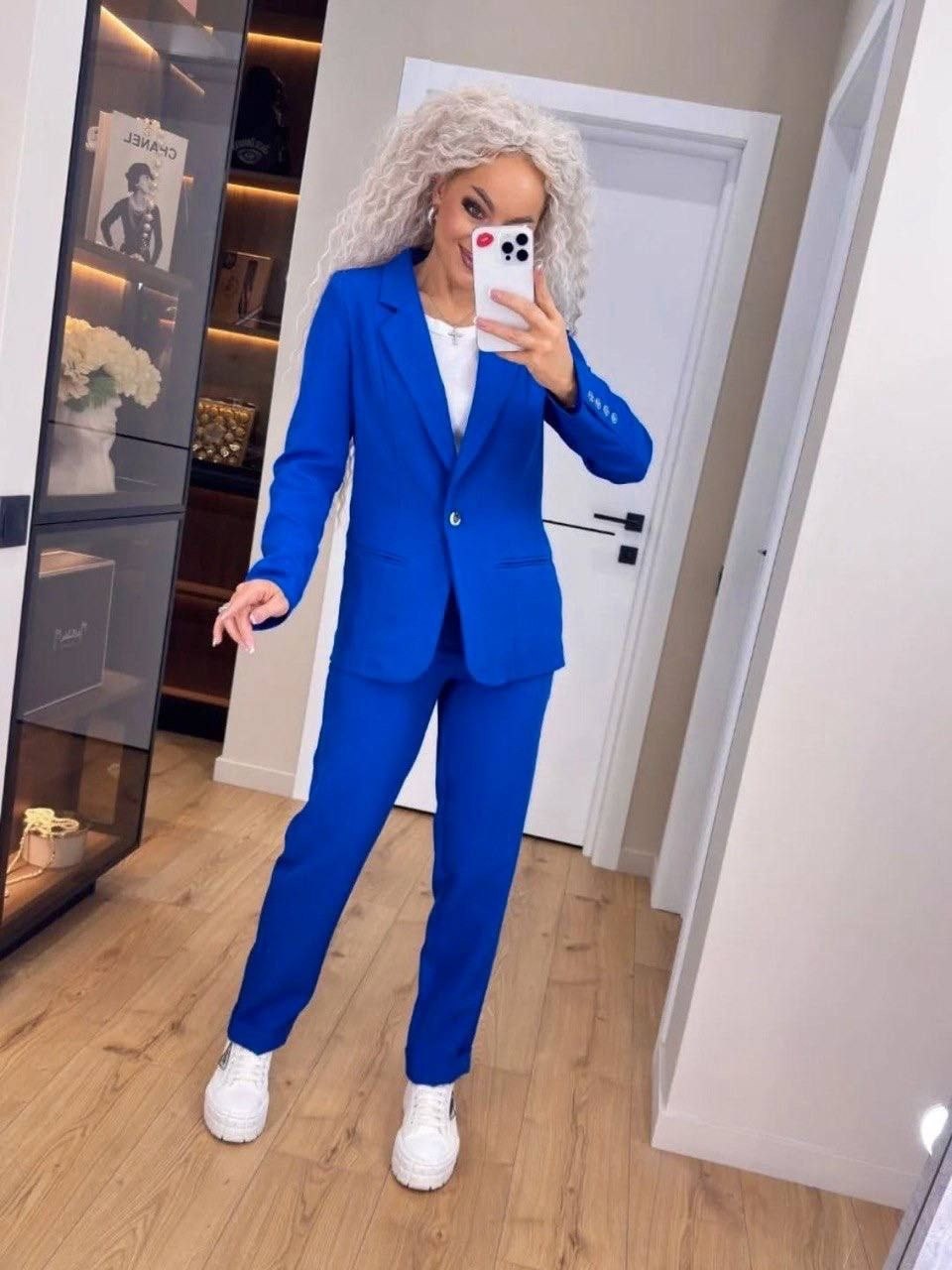 синий классический костюм женский,синий брючный костюм женский,синий брючный костюм,костюм женский синий,костюмы брючные женские