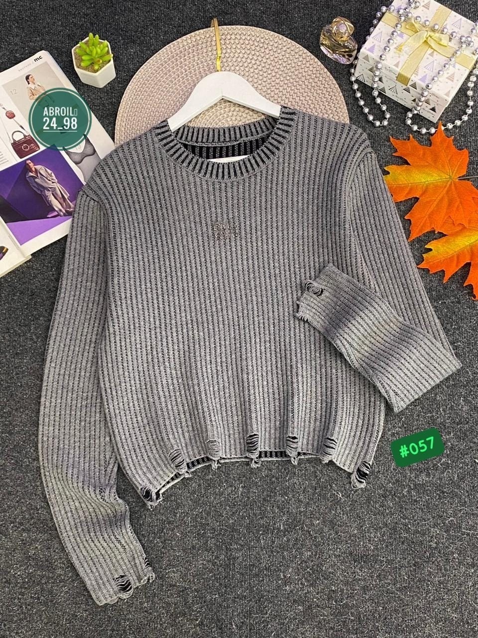 рваные свитера,модные свитера,свитера женские,джемпер вязаный,свитер джемпер