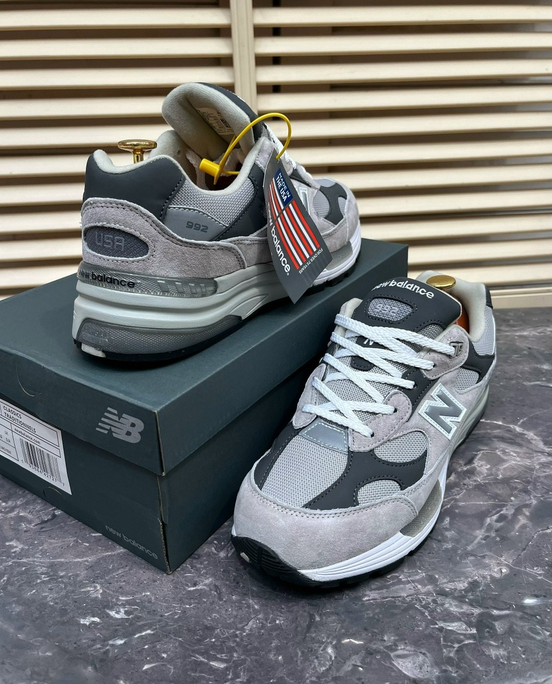 кроссовки new balance 992,new balance 992,new balance 992 grey,кроссовки мужские new balance,new balance 993