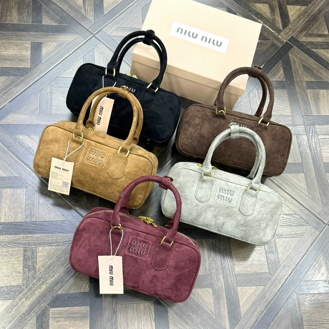 сумка женская miu miu,сумка miu miu,сумка,замшевая сумка,сумка миу миу