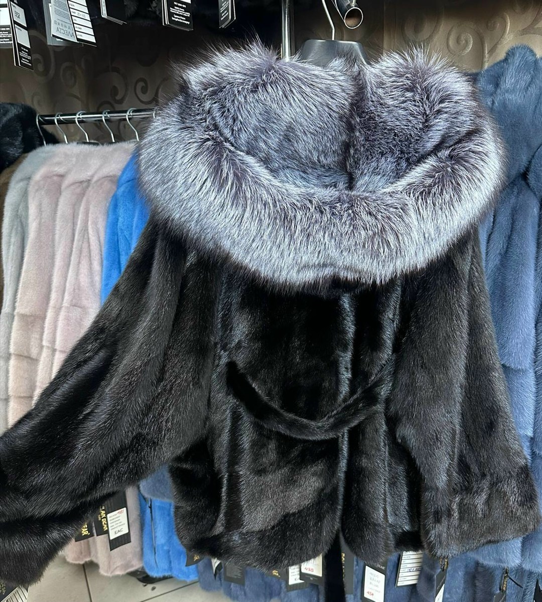 норковая шуба с капюшоном,шуба с капюшоном,шубы норковые,шуба норка,шуба из норки с капюшоном