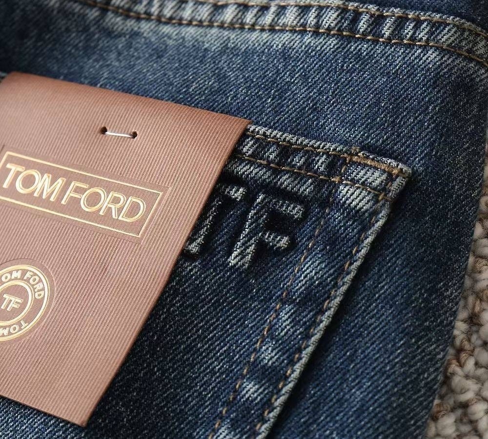 мужские джинсы,модные джинсы,модные мужские джинсы,джинсы для мужчин,брюки джинсовые