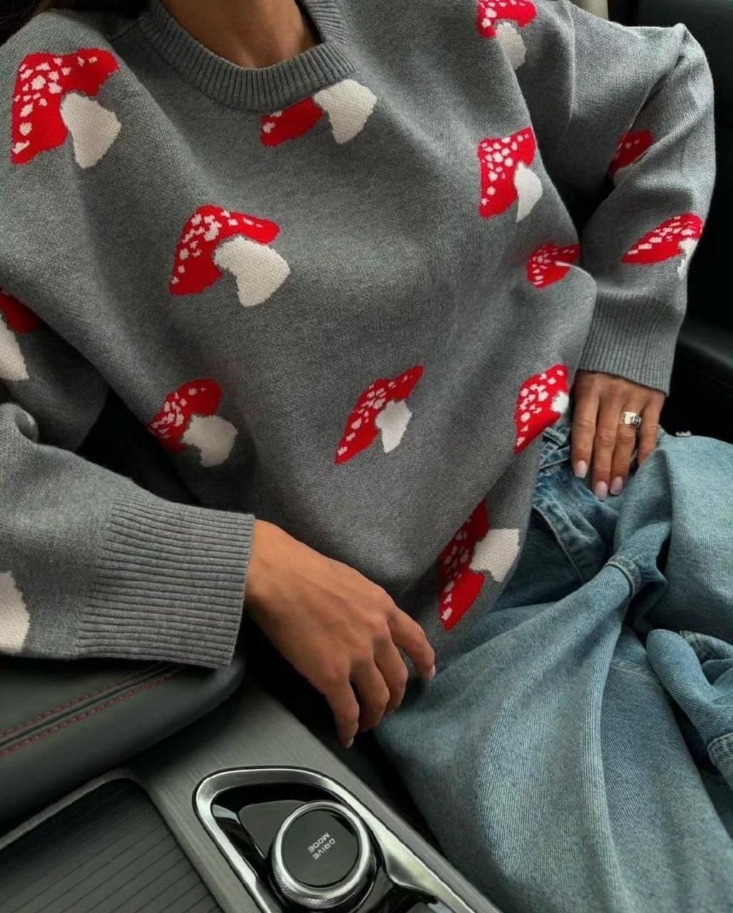 свитер с мухоморами,свитер с принтом,джемпер с принтом,свитер в стиле оверсайз,свитер женский с принтом