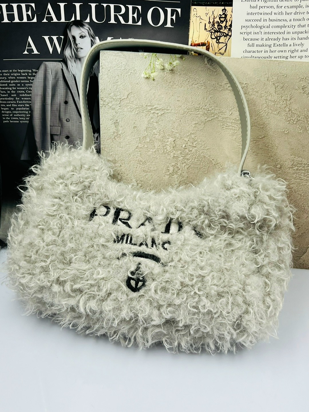 сумки,меховая сумка,сумка,сумка пушистая,сумочка модная