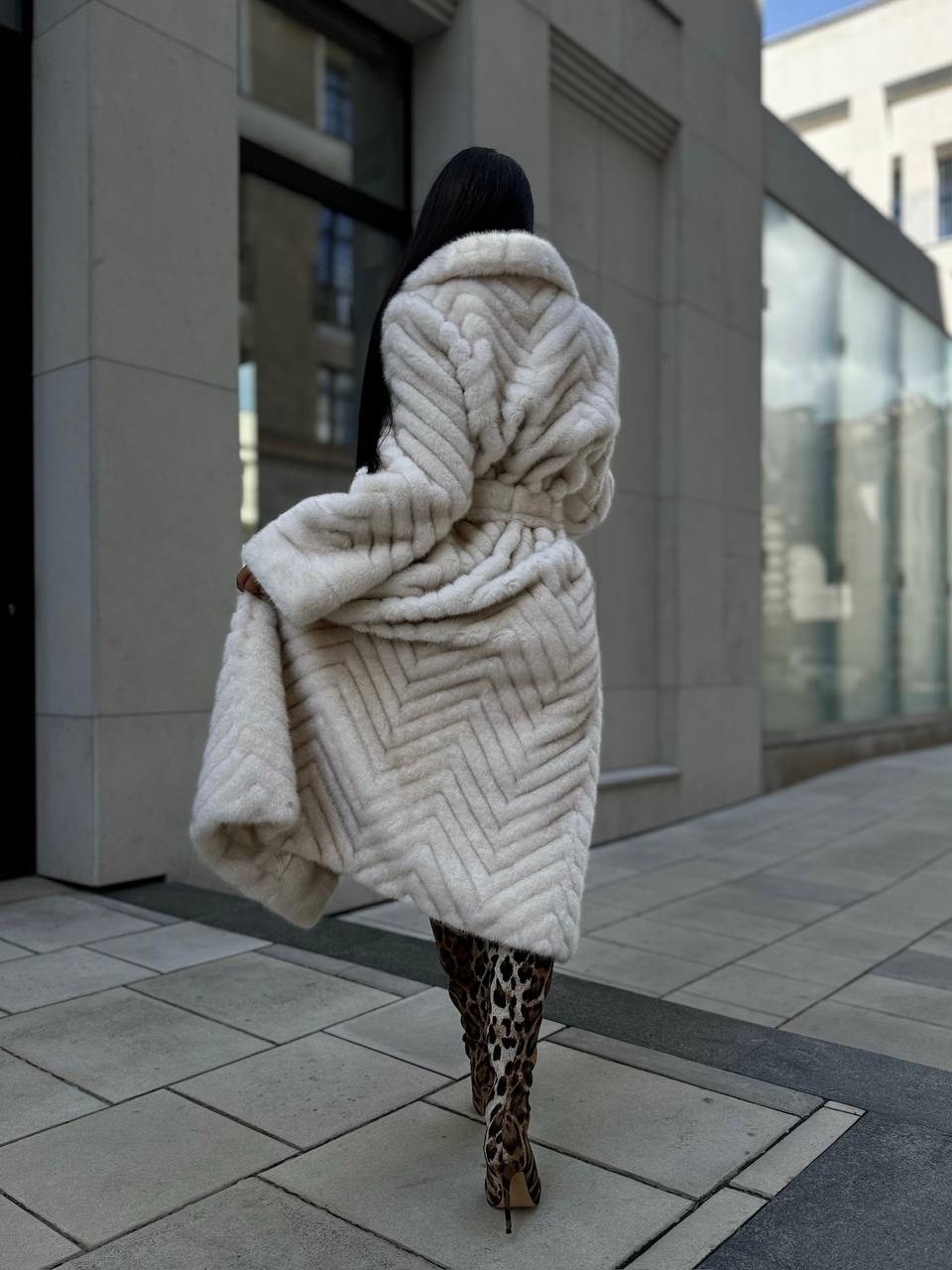 шуба из экомеха,шуба из эко меха,шуба белая,эко шуба,шуба из эко меха под норку