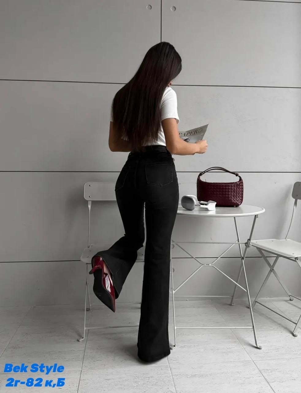 женские джинсы клеш,черные джинсы клеш,джинсы женский,брюки клеш женские,джинсы клеш с высокой посадкой
